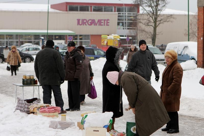 Turgaus prieigų prekeiviams skelbiamas karas