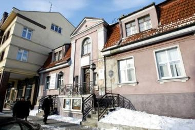 Būstinė: jau pusmetį konservatoriai Liepų gatvės 3 pastate esančiose patalpose įsikūrę neteisėtai, nes nepratęsta panaudos sutartis.