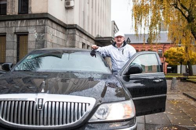 Iš darbo atleistas emigrantų vedlys merą kaltina susidorojimu