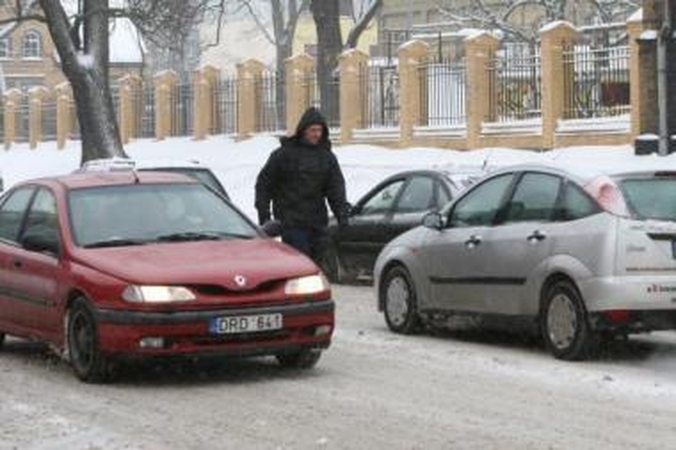Išmonė: penktadienį Naujojo Sodo gatvės viduriu Manto gatvės link traukęs vyriškis nustebino praeivius.