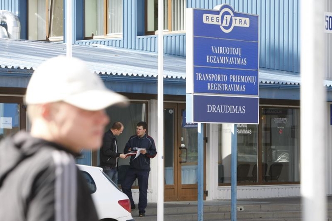 „Regitroje“ – vis dar akmens   amžius   