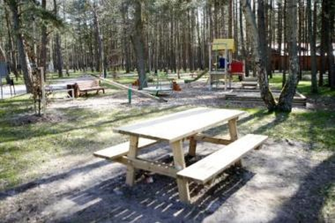 Naujovė: moderniame kempinge poilsiautojai galės atostogauti jau šią vasarą.