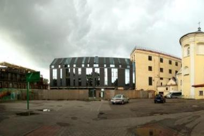 Sandūra: istorinių pastatų apsuptyje išdygo dar vienas šiuolaikinės architektūros objektas.