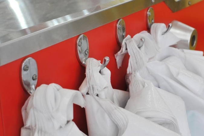 Kiek išleidžiame plastikiniams maišeliams?   