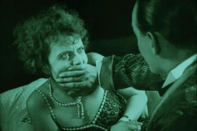 Istorija: festivalio žiūrovai galės pamatyti senų filmų ištraukas, sunarstytas į nenutrūkstamą vaizdų srautą.