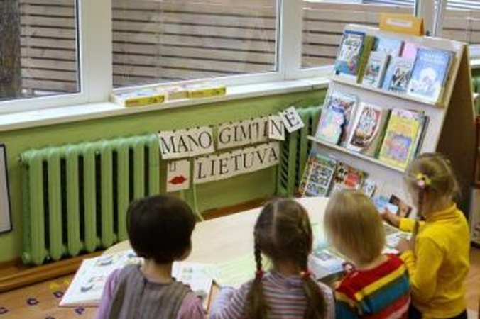 Vaikų auklėtojos šaukiasi pagalbos (papildyta)