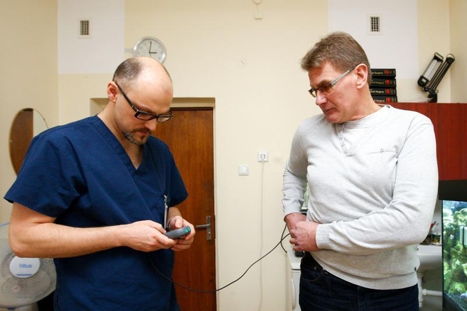 Iš skausmo verkęs vyras šiuolaikinį gydymą turėjo išsikovoti pats