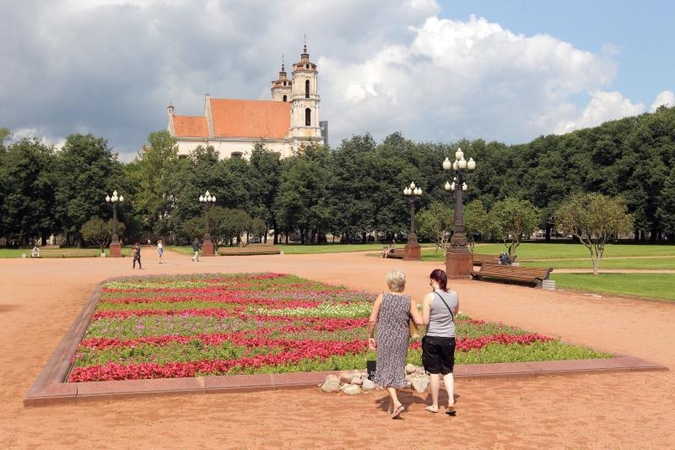 Kurti paminklą Lukiškių aikštei galės ir užsieniečiai