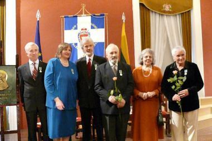 Šviesuoliams – garbės medaliai