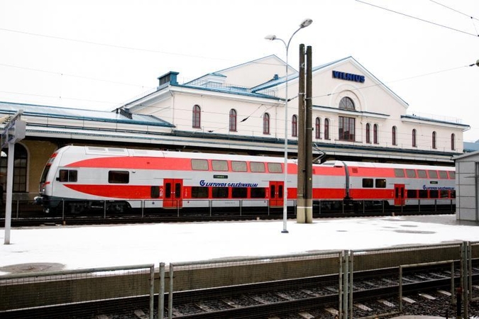 Traukiniu vasaros pasitikti