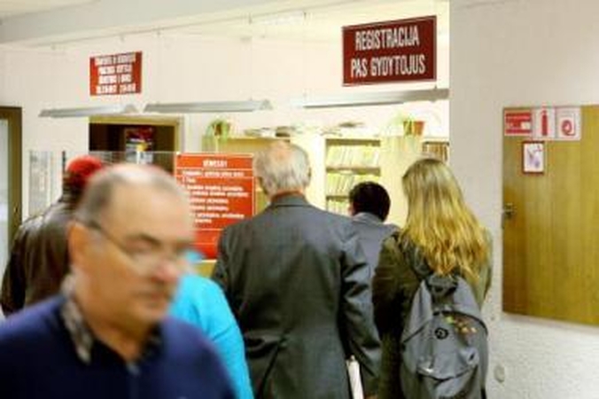 Išeitis: patekimą pas gydytoją pagreitina ne socialinis draustumas, o pinigai.