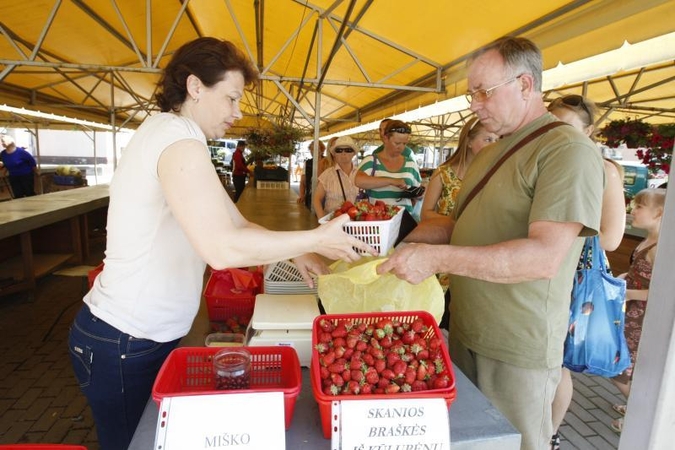 Braškės: kainų skirtumas         šokiruoja