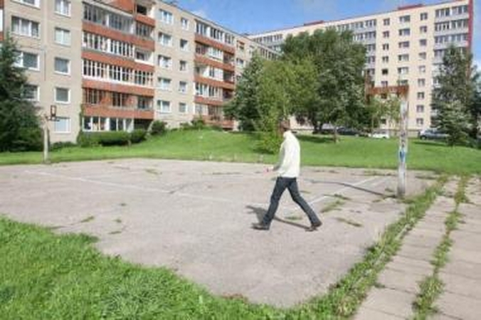 Pokyčiai: vaikams skirtą erdvę norima paversti automobilių aikštele.