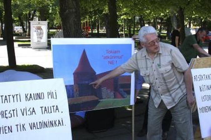Kova dėl Kauno pilies atstatymo tęsiasi