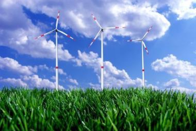 Vėjo ir saulės energiją sugeba išnaudoti tik drąsiausi