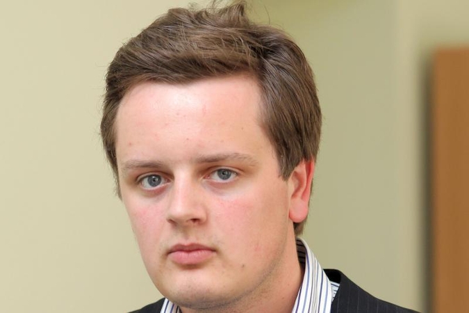 Milijonas ten, milijonas šen