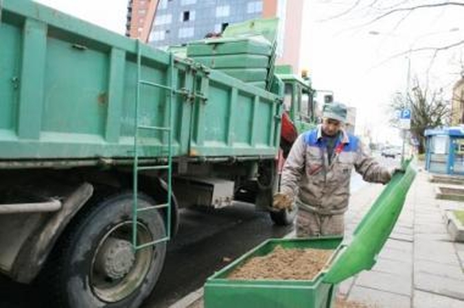 Pasiruošimas: uostamiesčio gatvėse netrukus atsiras smėlio dėžių.
