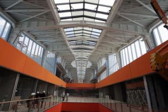 Idėja: "Ozo" architektas P.Thode'as stengėsi suprojektuoti pastatą taip, kad jame būtų kuo daugiau šviesos, kurios, jo nuomone, Lietuvoje labai trūksta.