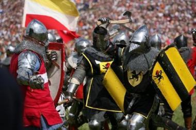 Tradicija: efektinga Žalgirio mūšio inscenizacija nepalieka abejingų.