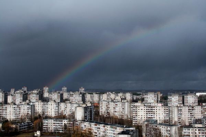 Prošvaistė: Prošvaistė: dauguma Lietuvos daugiabučių namų yra nusidėvėję, iki 2013 metų tikimasi atnaujinti apie 4900 pastatų.