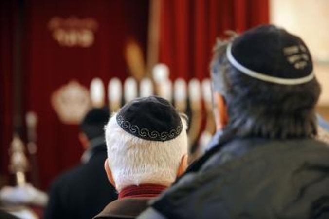 Teisuolis: A.Schmidas nuo holokausto Vilniuje išgelbėjo 250–300 žydų.