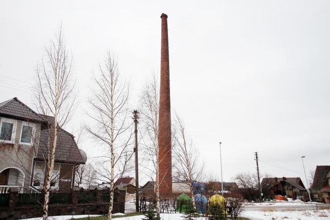 Plytinės kaminą uostamiestyje griaus aukštalipiai