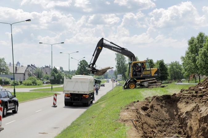 Sutrūnijusias šilumos trasas pakeis naujomis