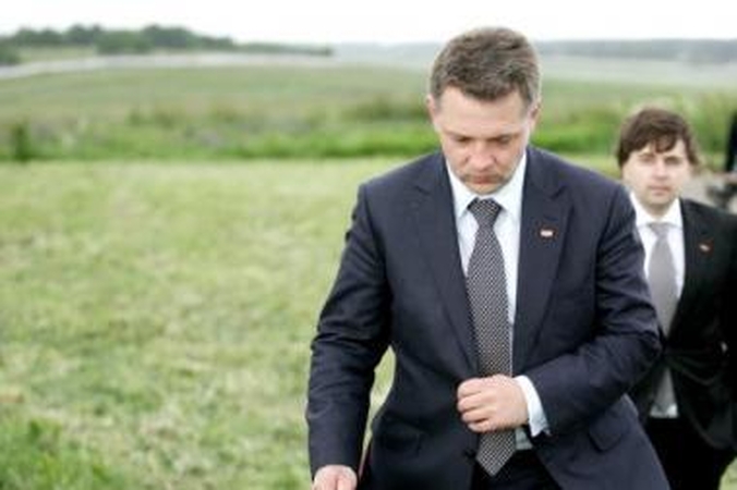 Dosnumas: Eligijaus Masiulio vadovaujami liberalai per paskutines dvi rugsėjo dienas tapo tokie populiarūs, kad verslininkai jiems suaukojo net 200 tūkst. litų.