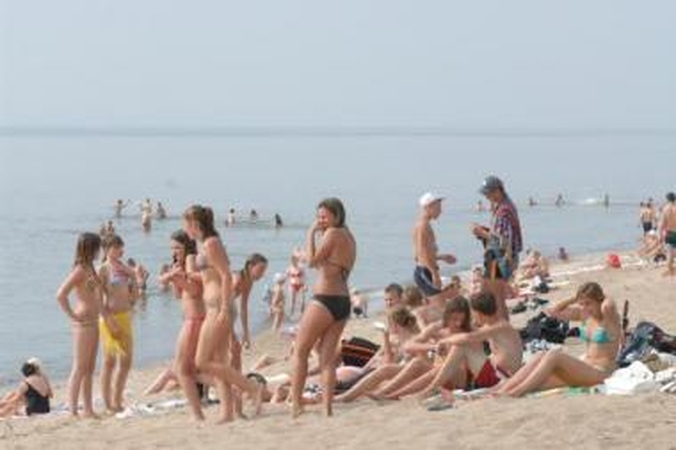 Klaipėdos paplūdimiuose draus rūkyti