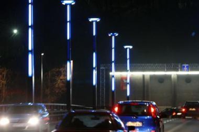 Tiltas bus dar žydresnis