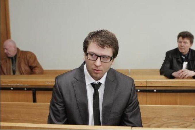 Vietoj kalėjimo nuteistajam už nužudymą – laisvė