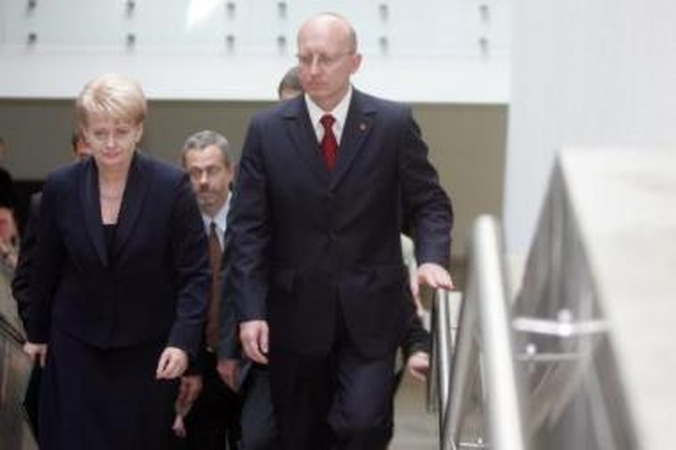 Kova: Prezidentė D.Grybauskaitė mano galinti nurodinėti Seimo pirmininkui A.Valinskui.