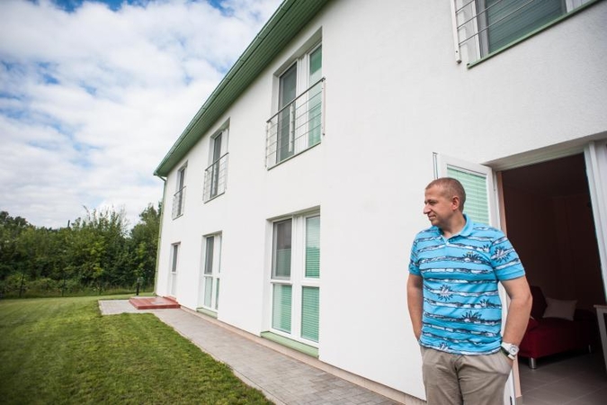 Slenkstis italo iniciatyvai – lietuviškas popierizmas