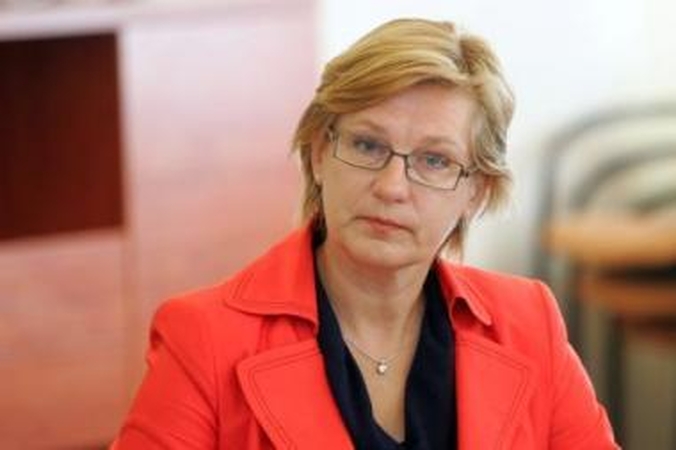 Grąžins: Vyriausybė žada, kad sumažintos pensijos bus mokamos dvejus metus, iki metų vidurio ketinama parengti vėlesnę jų kompensacijos tvarką.