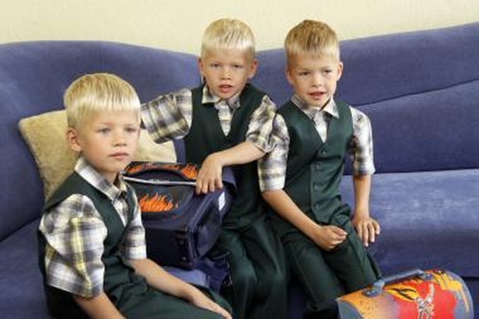 Svajonė: S.Žemaitienė viliasi, kad, pradėjus lankyti mokyklą, trynukų entuziazmas neišgaruos.