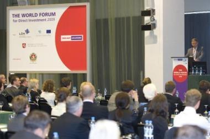 Konkurencija: daugelis šalių dėl milijoninių investicijų priverstos šokti pagal verslo dūdelę, tad Lietuva turi labai pasistengti, kad didžiosios pasaulio korporacijos apsispręstų...