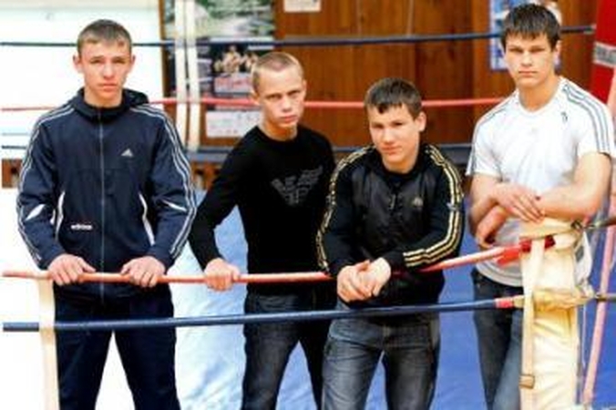 Prizininkai: užbaigę mokslo metus, pasaulio čempionatą vėl prisiminė (iš kairės) D.Cekanauskas, T.Statkevičius, R.Kuncaitis ir T.Bašinskas.