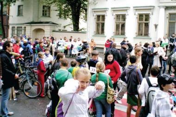 Judrūs panoro būti tik vaikai