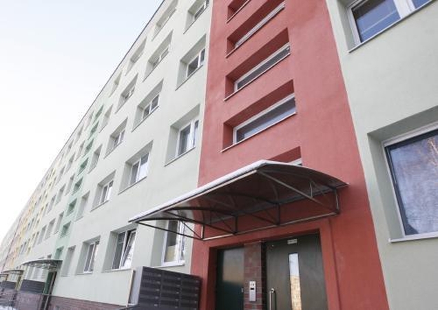 Namus renovuosime priverstinai?