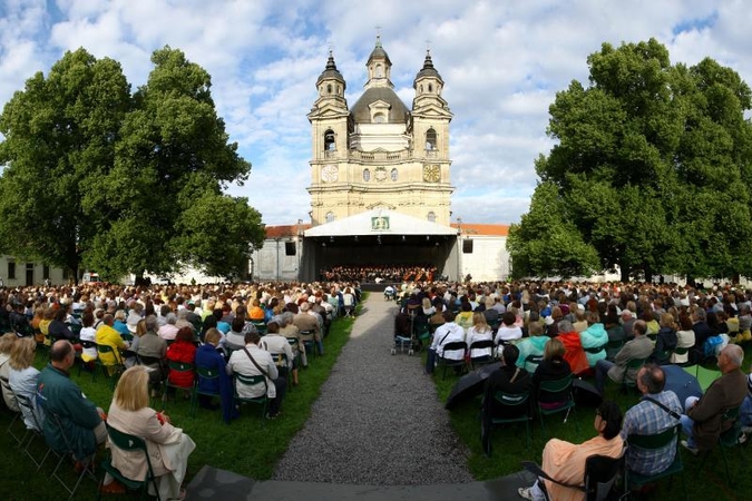 Pažaislio festivalis atsisveikins gervuogėmis kvepiančia muzika