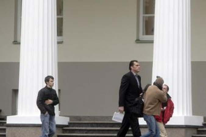 Naujųjų laikų Pelenės kurpaitė – 42 numerio