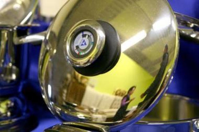 Skundai: panorėję grąžinti pirkinius klaipėdiečiai skundžiasi patekę į aplinkybių verpetą – sumokėtus pinigus pavyksta atgauti tik po aršių kovų. Dažniausiai – aiškinantis...