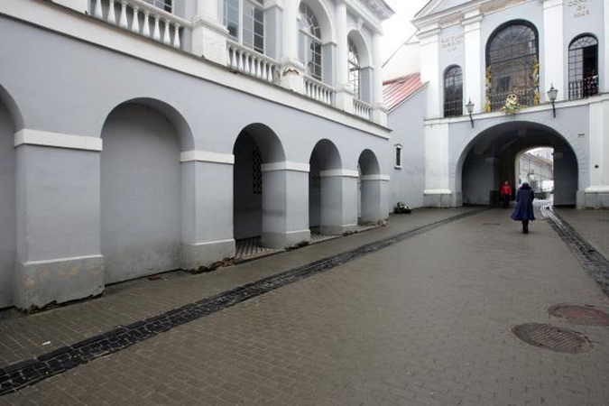 Bažnyčia slepia, kas nuniokojo Aušros vartus