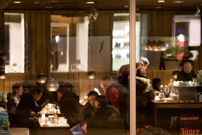 Paskubėjo: vos tiekėjai prakalbo apie brangesnį naująjį derlių, į viršų šovė kai kurių picų ir salotų kainos.