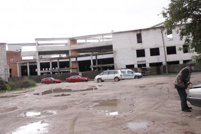 Aukcionas: savivaldybė tikisi parduoti 51 proc. "Stoties turgaus" akcijų už 6 mln. litų.