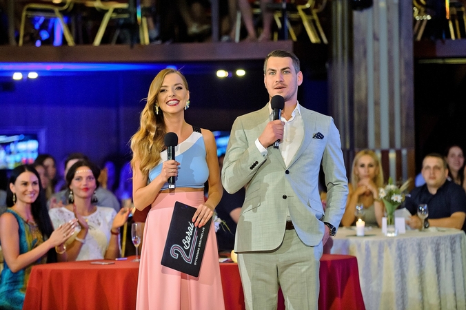 Realybės šou „2 Barai“ vedėjas J. Jankevičius žada nebevėluoti