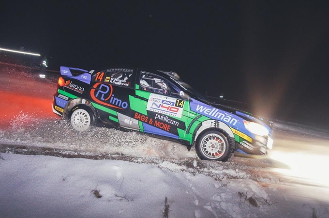 „Halls Winter Rally 2015“ nugalėtojų trofėjai pasiliko Utenoje